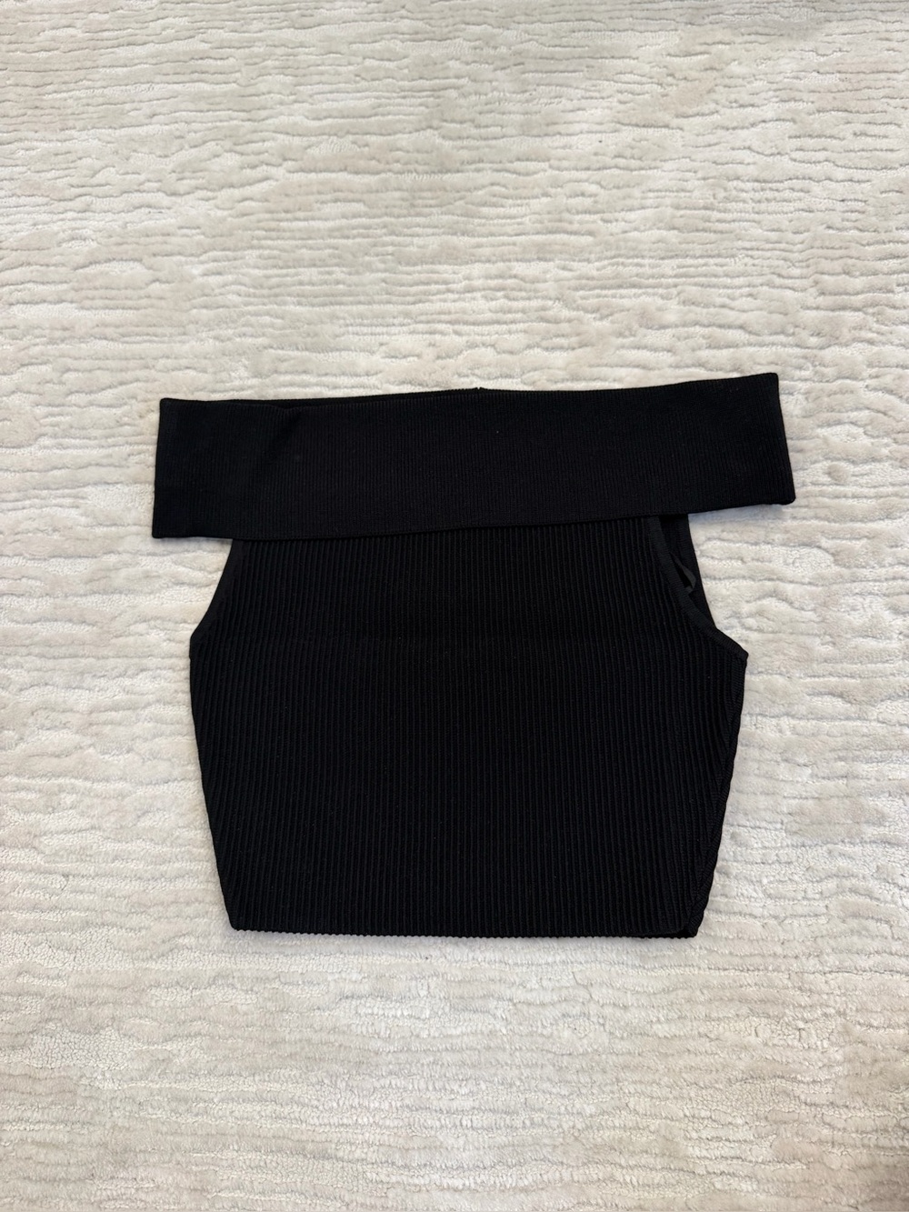 Aritzia babaton sculpt knit off shoulder top